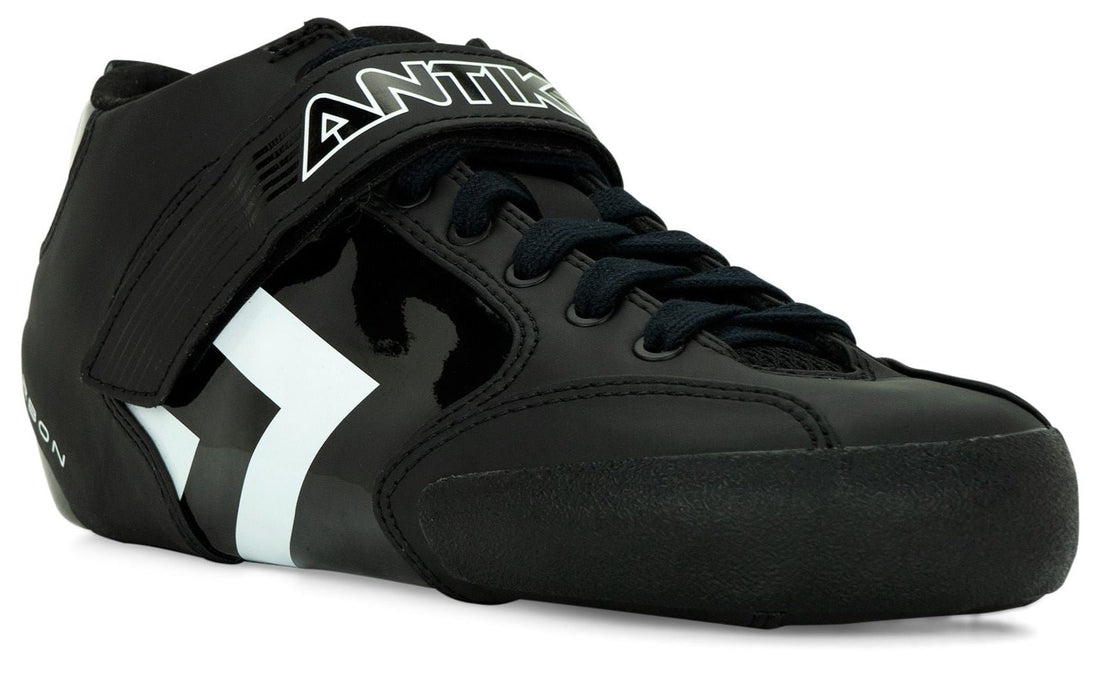 Antik Jet Carbon Low Boot in Black and White